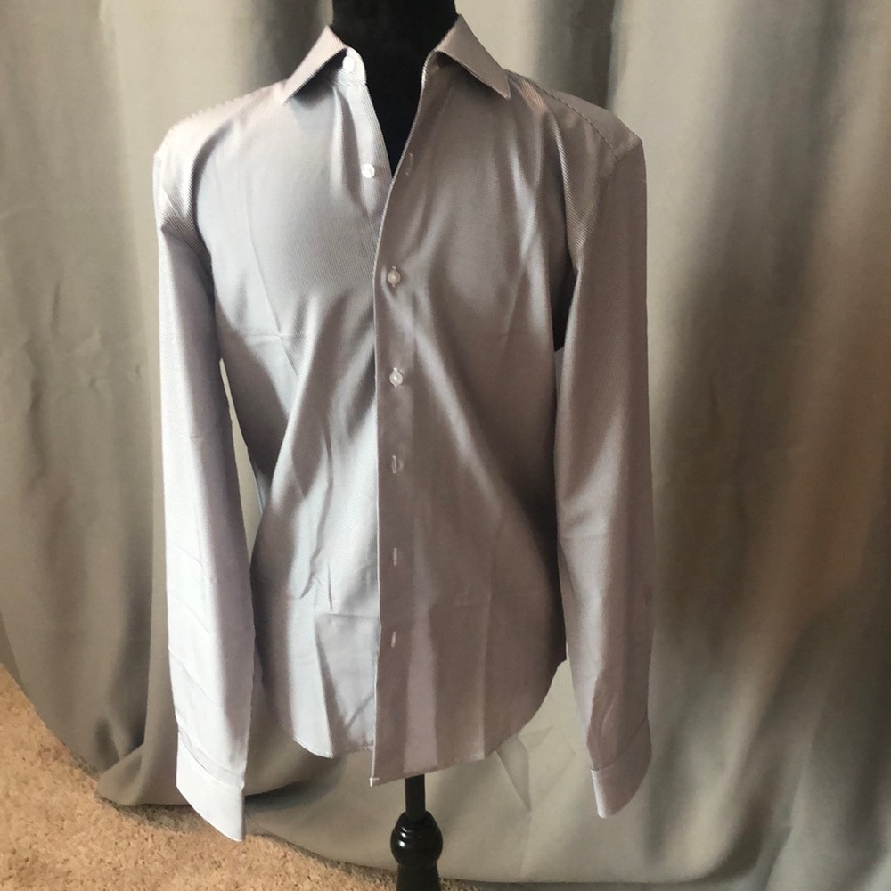 Light weight button down